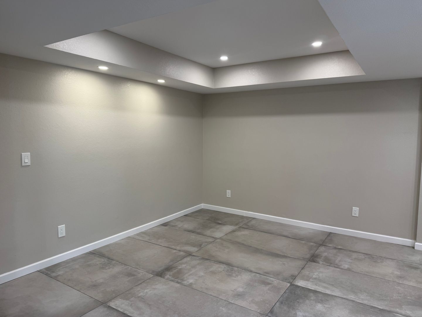 Building Photo - 3017 Placita Chorro