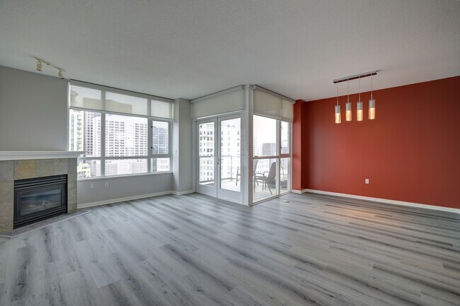 Building Photo - 850 Beech St