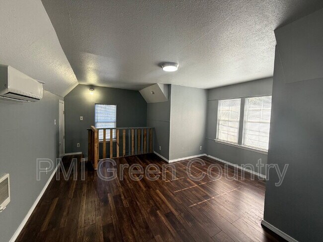 Building Photo - 4807 S 27th W Ave