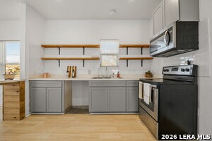 Building Photo - 3402 W Salinas