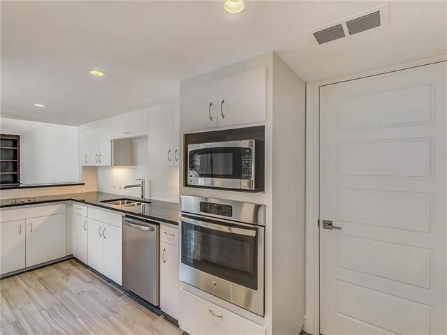 Building Photo - 3700 W 6th St