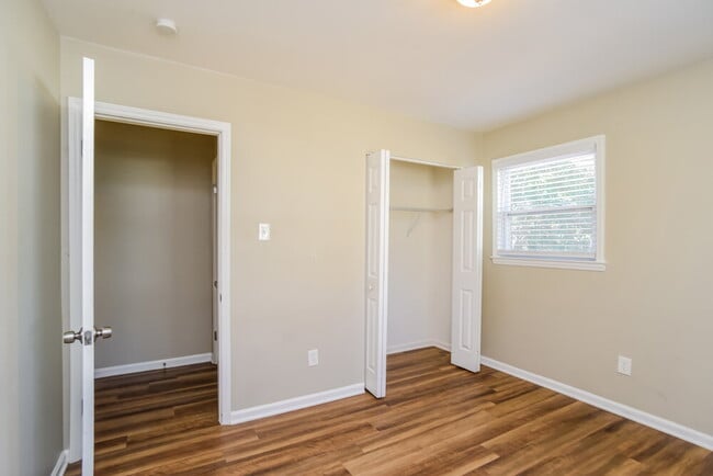 Building Photo - 6216 Bonnybrook Ln