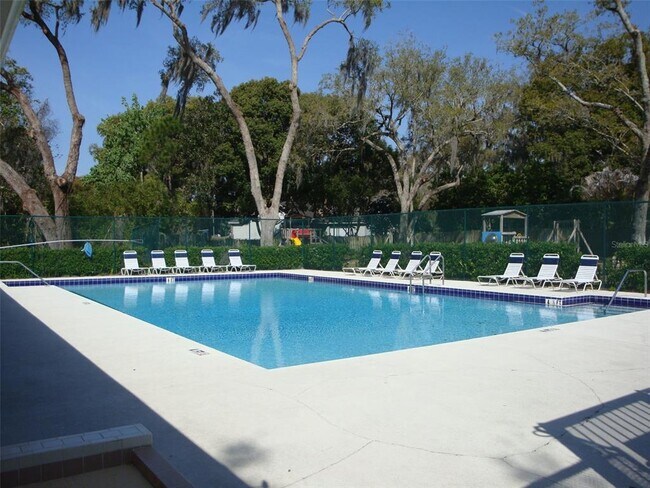 Building Photo - 3650 Fremantle Dr