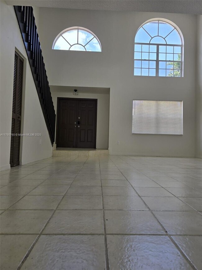Building Photo - 8332 NW 195th Terrace
