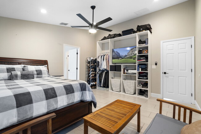 Building Photo - 2940 Beal St