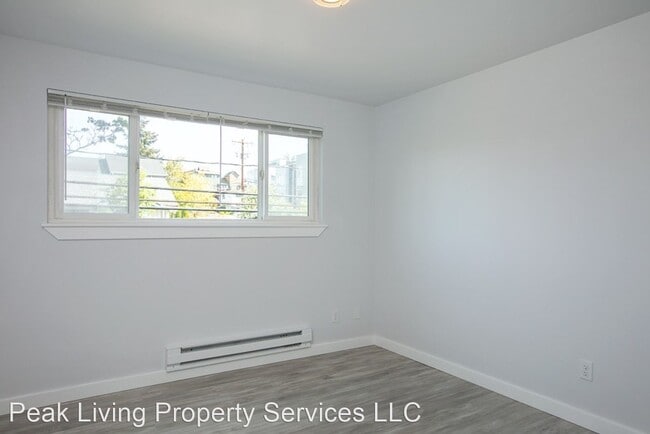 Building Photo - 5600 California Ave SW