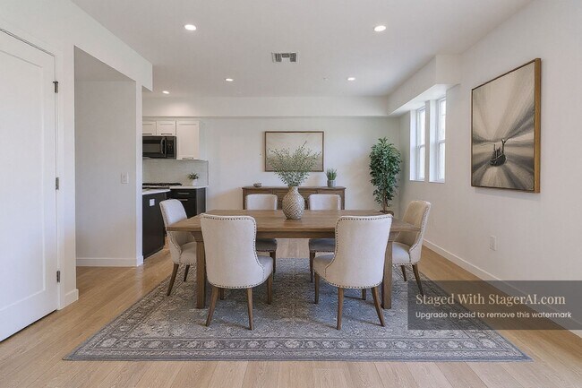 Building Photo - 4 Bed | 4.5 Bath | 2024 Construction | Tow...