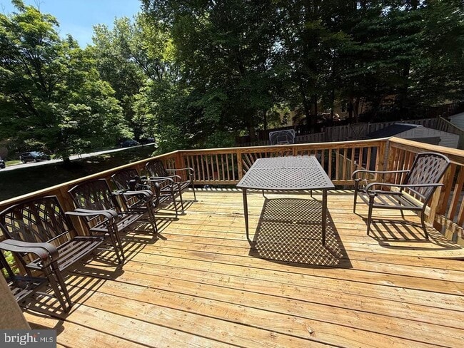 Building Photo - 6415 Blarney Stone Ct
