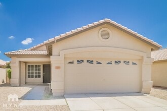 Building Photo - 2607 S 156th Ave