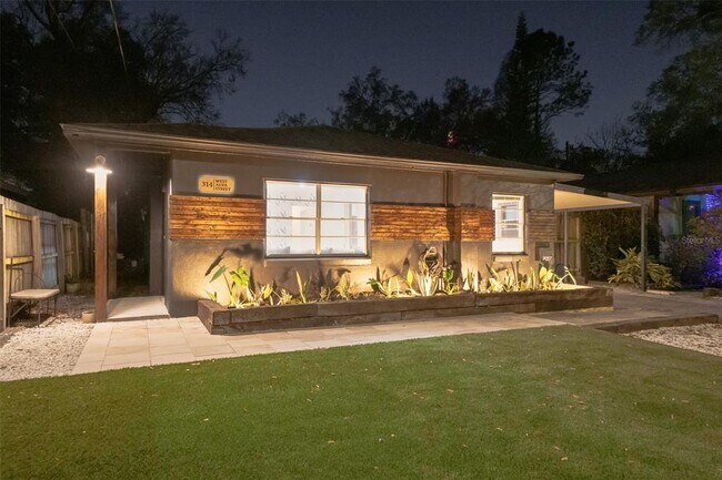 Building Photo - 314 W Alva St