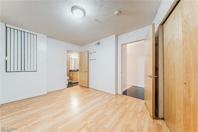 Building Photo - 2222 Detroit Ave