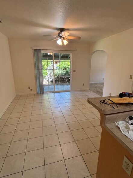 Building Photo - 6113 Oakgreen Cir