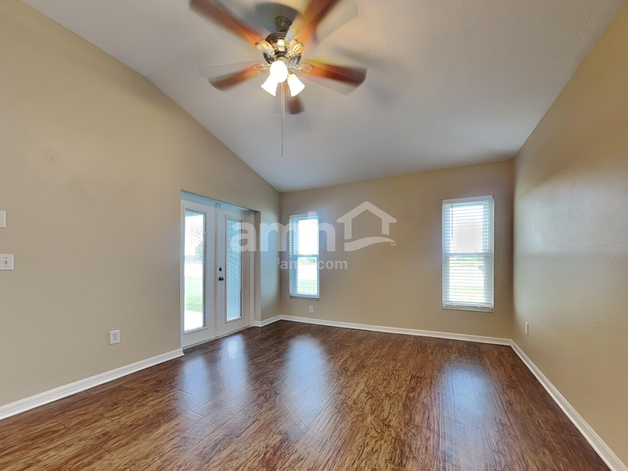 Building Photo - 4214 Hartford Lake Dr