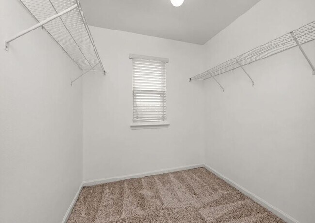 Building Photo - 718 Widgeon Wy
