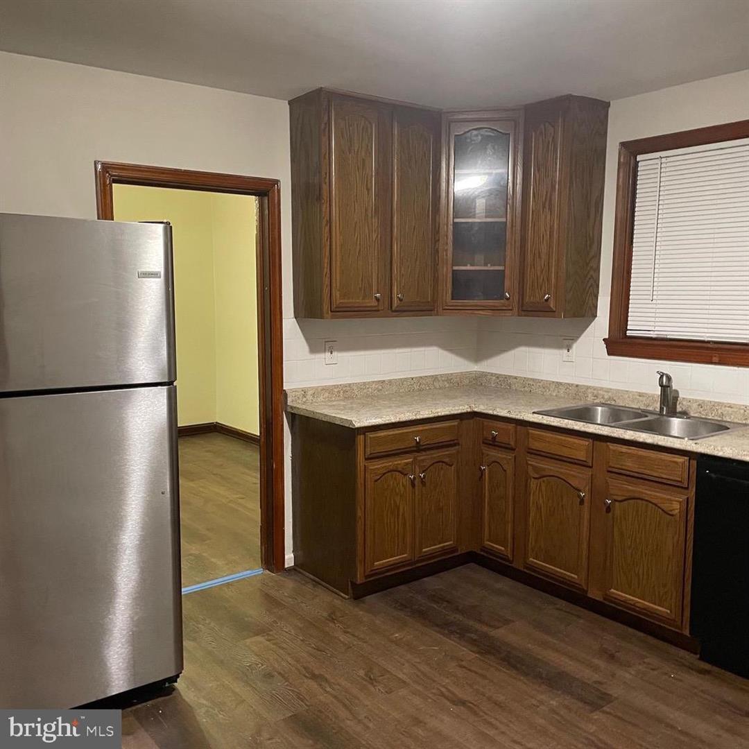 Kitchen - 420 Washington Ave