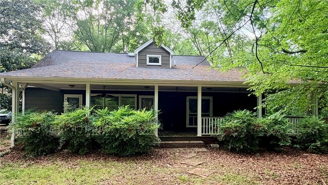 Building Photo - 107 Stardust Ln