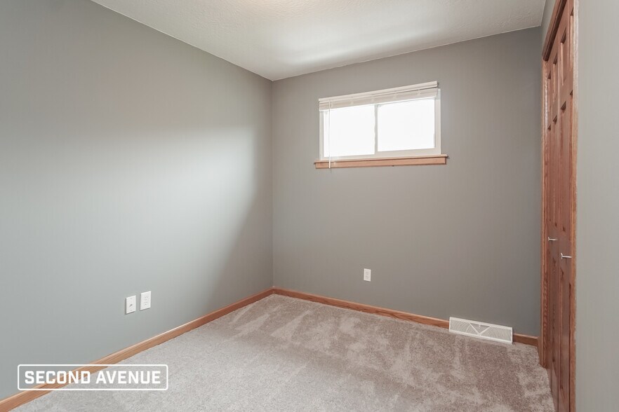 Building Photo - 1245 Chapel Rd