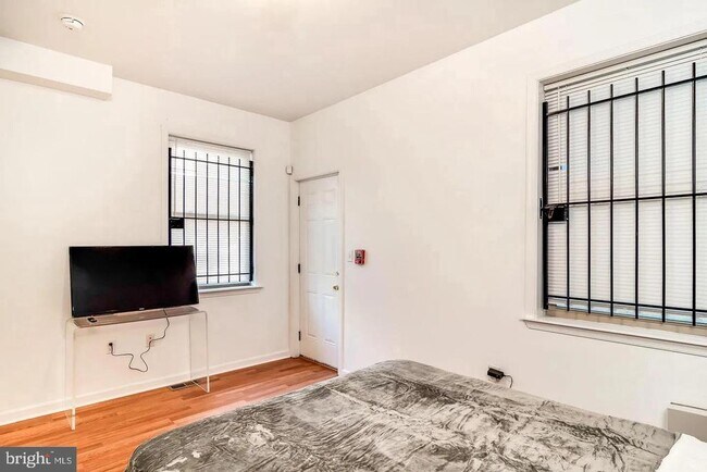 Building Photo - 1511 W Susquehanna Ave