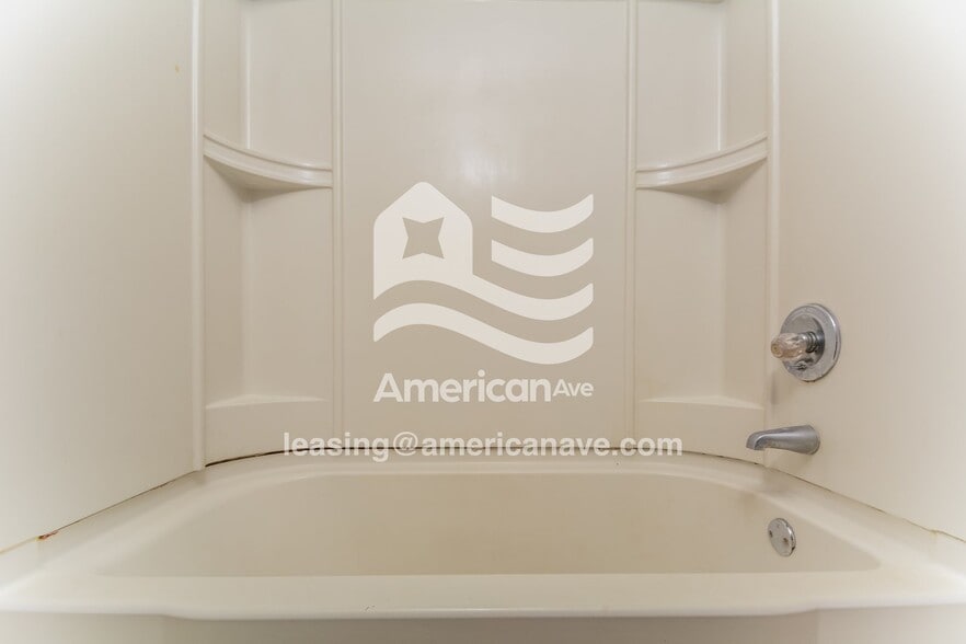 Building Photo - 6997 Candlewood Dr