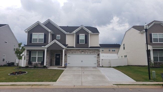 Building Photo - 413 Marietta Ln