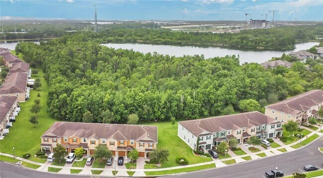 Building Photo - 10656 Savannah Plantation Ct