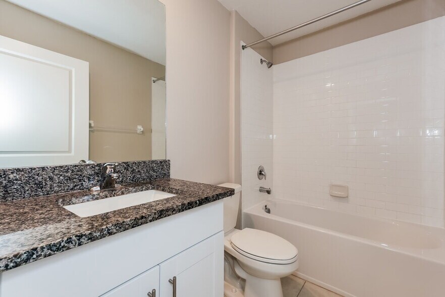 Building Photo - 7340 Spring Snowflake Ave