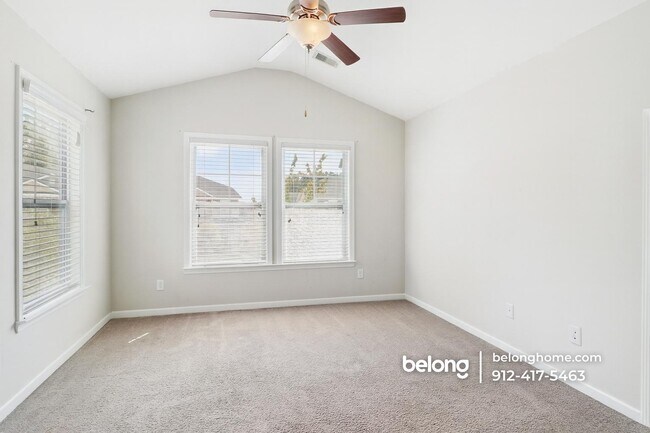 Building Photo - 310 Sonoma Dr