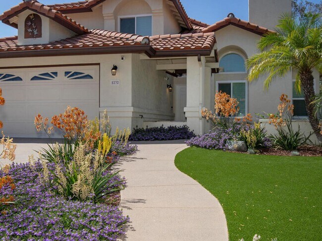 Building Photo - Stunning Fully Remodeled Home in Rancho De...