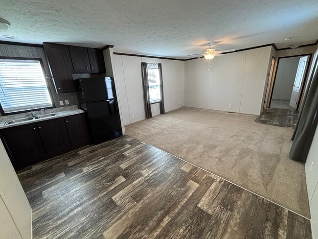 Building Photo - 158 Washington