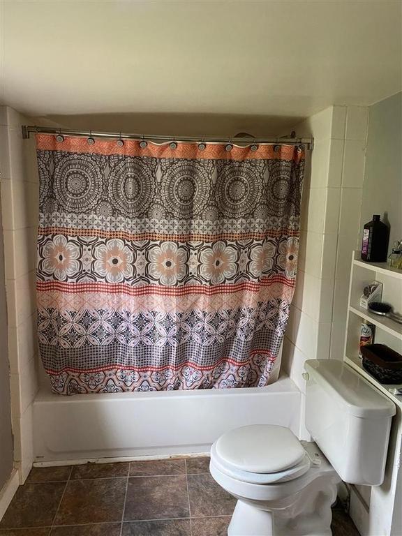 Building Photo - 321 N West Ave