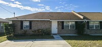 Building Photo - 1436 Thousand Roses Dr N