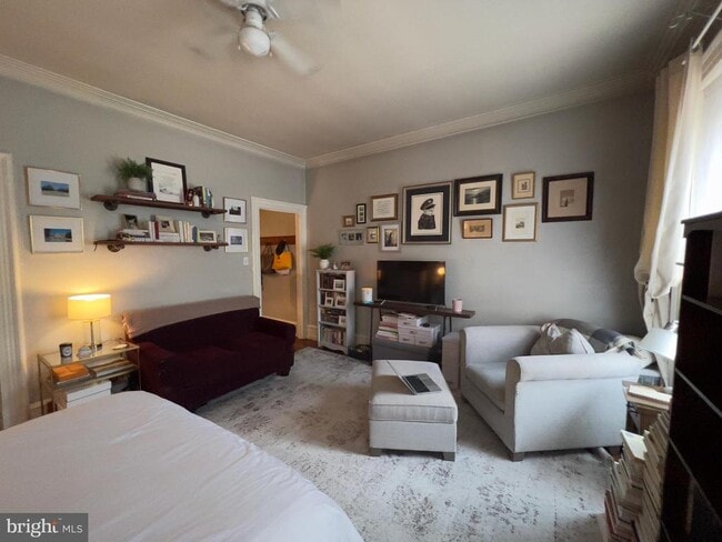 Building Photo - 257 S 20th St