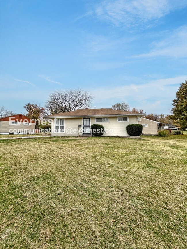 Primary Photo - 5672 Parchester Dr