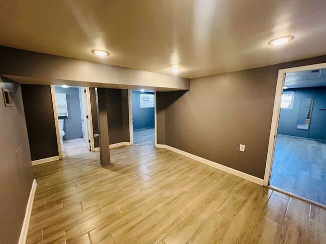 Building Photo - 3516 N Keating Ave