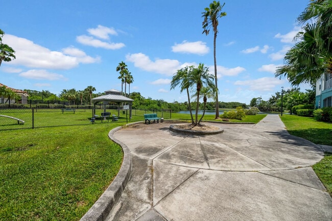 Building Photo - 7607 Southern Brook Bend