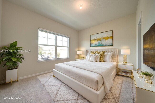 Building Photo - 1023 Eucalyptus Dr