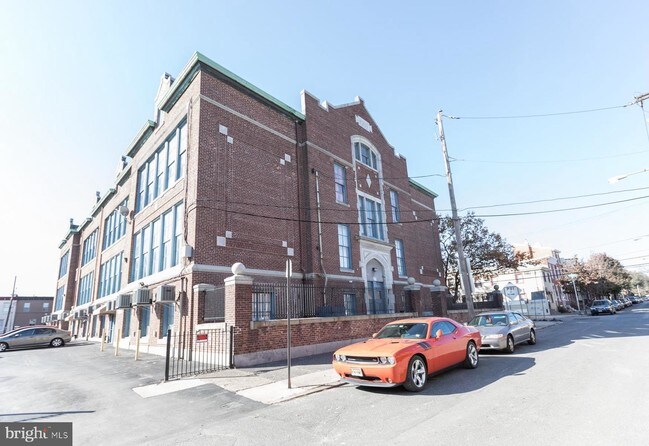 Building Photo - 1050 E Montgomery Ave