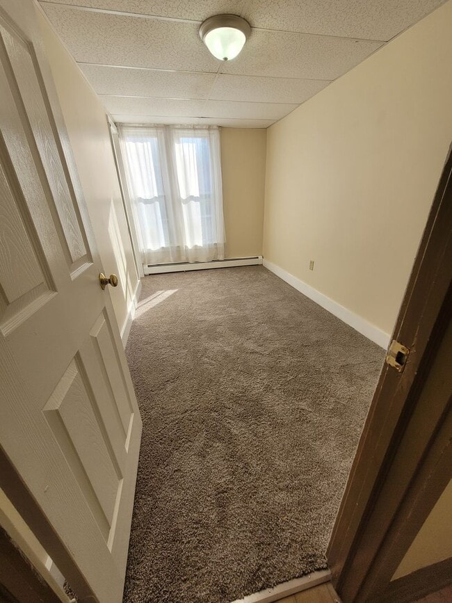 Building Photo - 52-54 East Chestnut Street