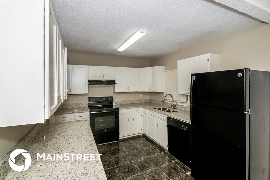 Building Photo - 417 13th Terrace NW