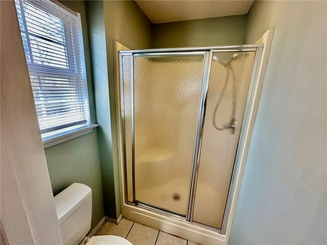 Building Photo - 639 E Hwy 264