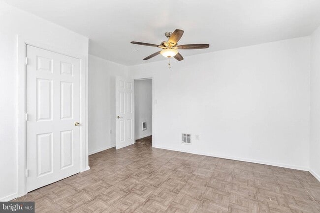 Building Photo - 401 W Wingohocking St