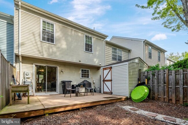 Building Photo - 14831 Basingstoke Loop