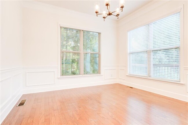 Building Photo - 3304 Ferncliff Ct