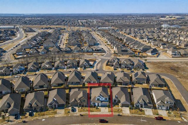 Building Photo - 3517 Iron Horse Dr