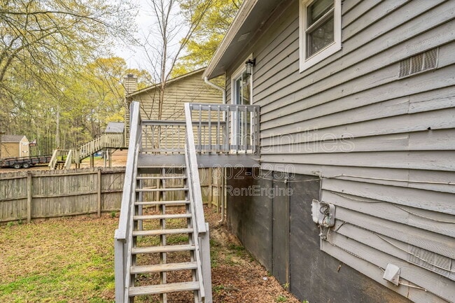 Building Photo - 9173 Raven Dr