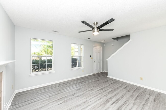 Building Photo - 510 Grand Woods Dr