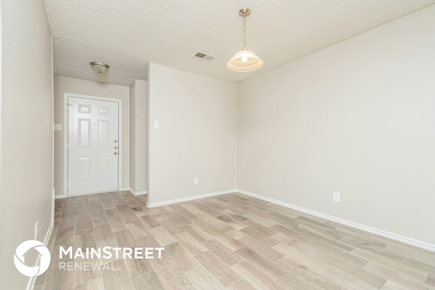 Building Photo - 1137 Wood Heights Dr