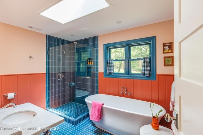 Building Photo - 19 Bakertown Rd