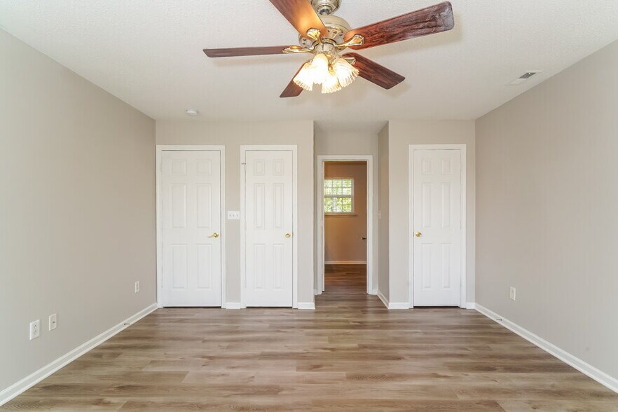 Building Photo - 5651 Dollar Forge Dr
