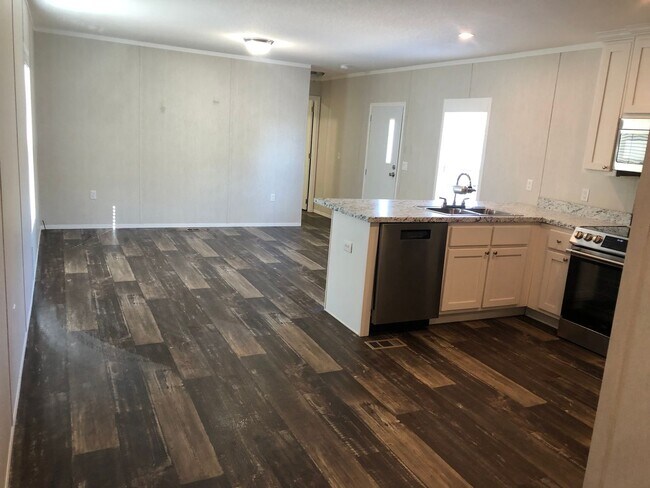 Building Photo - 291 Brookside Dr